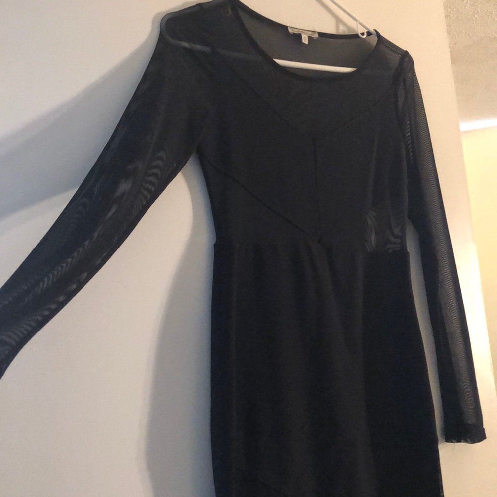 Black bodycon midi dress